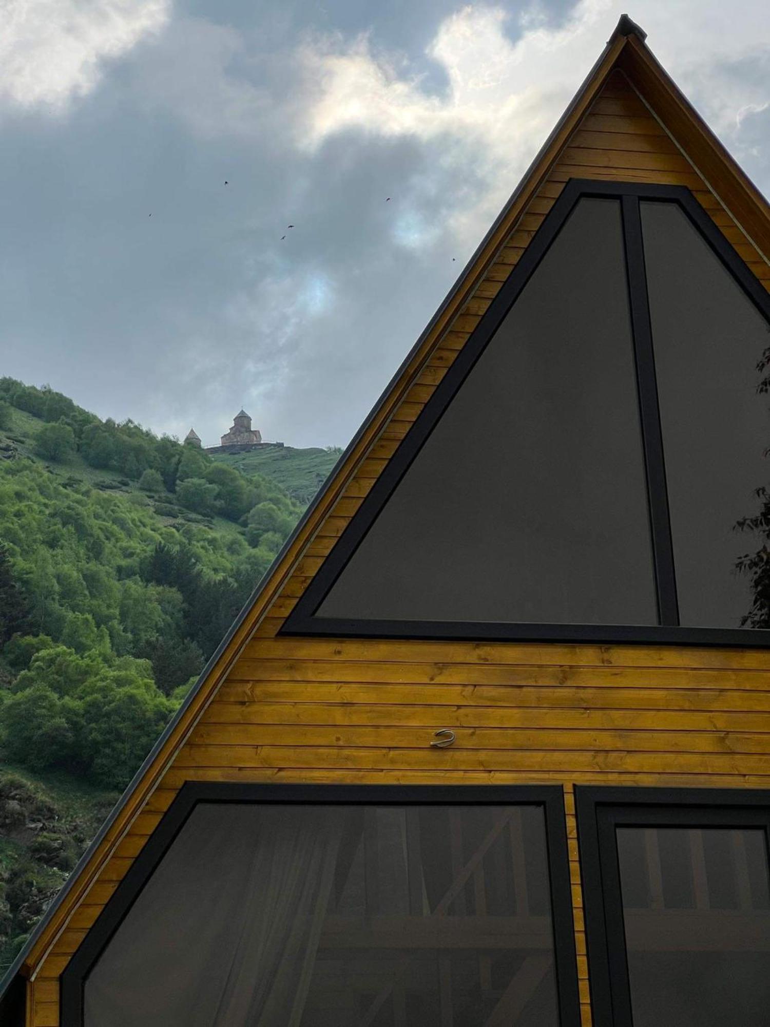 Pine Chalet Kazbegi Szoba fotó